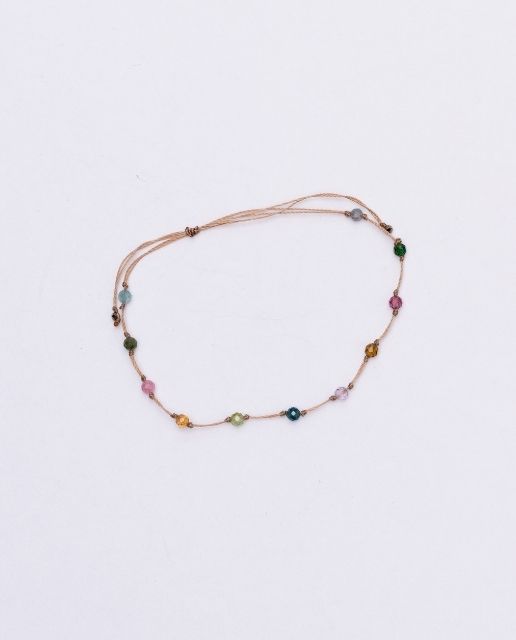Bracciale multistrand con perline miste su filo regolabile
